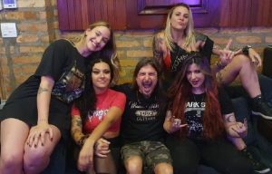 Read more about the article Angra terá participação de mulheres ícones do Metal brasileiro em novo disco