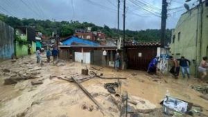 Read more about the article Defesa Civil Nacional é enviada a áreas afetadas pelas chuvas em SP