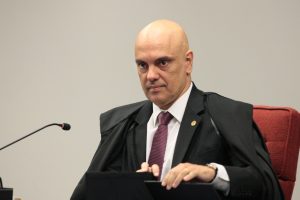 Read more about the article Moraes determina a intimação de Torres pela Justiça