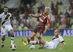 Read more about the article Semifinal entre Flamengo x Vasco pode ser anulada após polêmica?