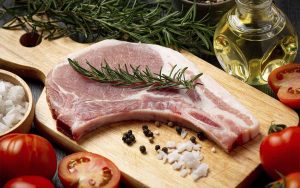 Read more about the article Suínos: Preço da carne suína tem queda em março causada por menor procura e oferta elevada