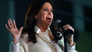 Read more about the article Cristina Kirchner confirma que não será candidata à presidência