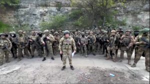 Read more about the article Grupo paramilitar da Rússia anuncia que pretende abandonar a cidade de Bakhmut, no leste da Ucrânia