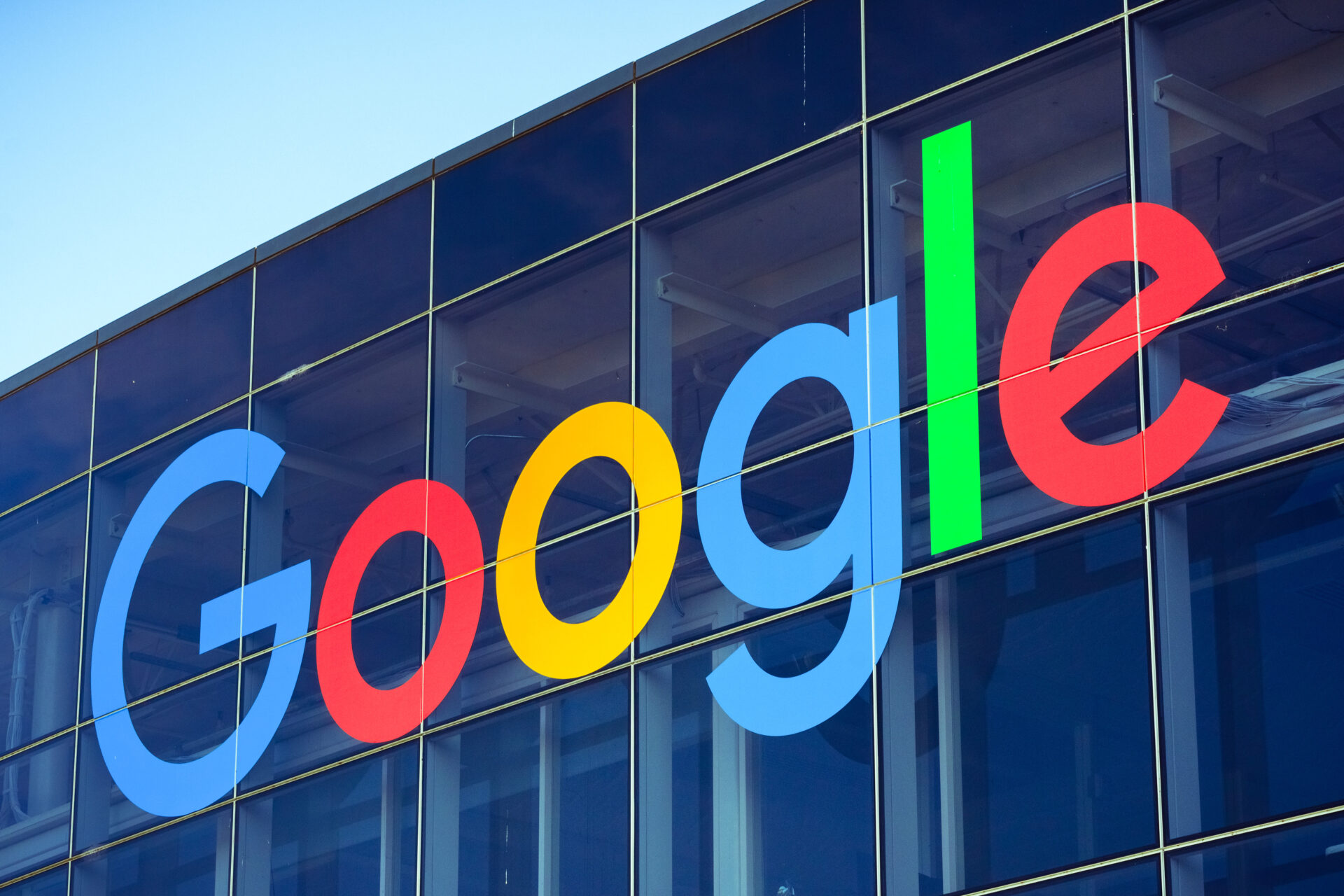 You are currently viewing Aprenda tecnologia de graça: Google oferece mais de 60 mil vagas em cursos