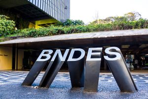 Read more about the article Justiça investiga denúncias de golpes envolvendo o BNDES