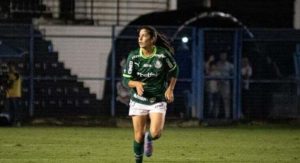 Read more about the article Zagueira Flávia Mota elogia campanha do Palmeiras no Brasileirão feminino