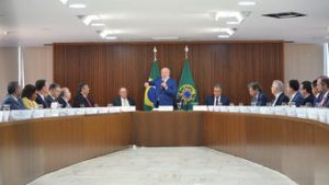 Read more about the article Lula reúne ministros nesta quinta e pode selar despedida de Daniela Carneiro