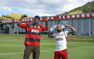 Read more about the article Astro do Basquete, Jimmy Buttler é zoado por jogadores do Flamengo durante desafio