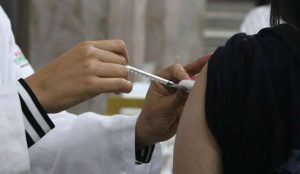 Read more about the article Brasil receberá vacina contra a dengue na próxima semana