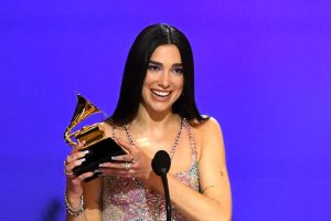 Read more about the article Grammy vai banir músicas geradas por IA de sua premiação? Entenda