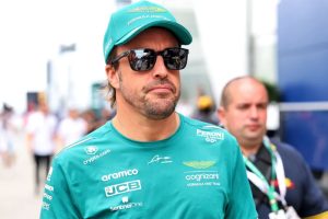 Read more about the article Alonso: Novos pneus prejudicaram a Aston Martin