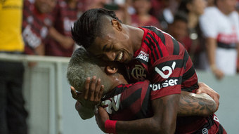 You are currently viewing Pedro? Que Pedro? Bruno Henrique e Gabigol dão a vitória ao Flamengo contra o Olimpia. E acabam com a crise
