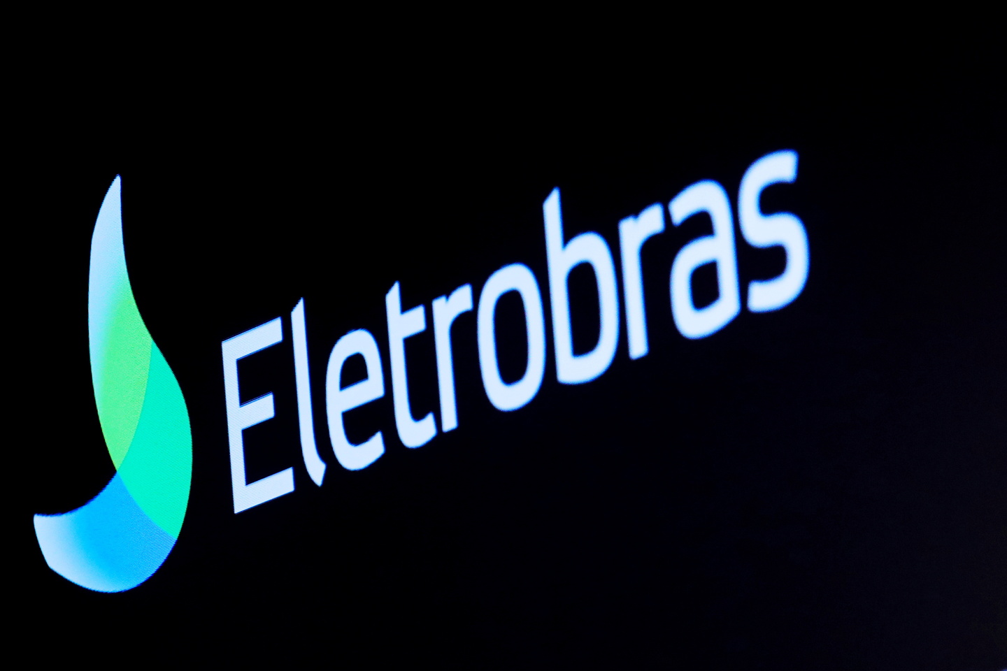 You are currently viewing Eletrobras (ELET3)(ELET6): Carvalho Freitas Filho assume VP de comercialização