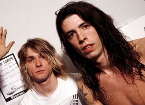 Read more about the article Biógrafo do Nirvana diz que Kurt Cobain tinha inveja de Dave Grohl