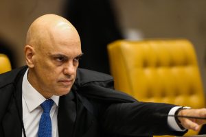 Read more about the article 8 de janeiro: Moraes vota para condenar dona de casa a 14 anos de prisão