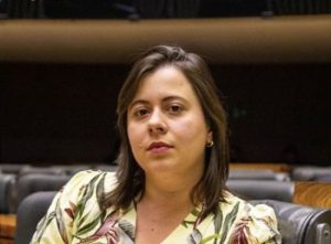 Read more about the article Deputada Sâmia Bomfim tira licença do mandato depois do assassinato do irmão