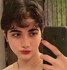 Read more about the article Adolescente iraniana é morta por não usar lenço na cabeça 