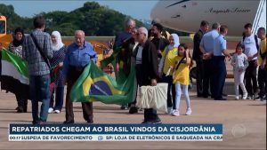 Read more about the article Lula comemora resgate de brasileiros na Cisjordânia