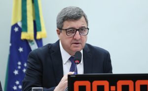 Read more about the article Com meta de déficit zero, comissão aprova relatório da Lei de Diretrizes Orçamentárias de 2024