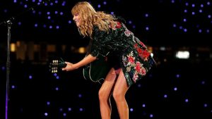 Read more about the article Taylor Swift: passagem tumultuada pelo Brasil acaba hoje; relembre o que aconteceu