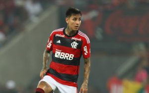 Read more about the article “Que saudade”: torcedores do Flamengo lamentam ausência de Erick Pulgar em jogo contra o Atlético-MG