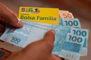 Read more about the article Bolsa Família de Dezembro: pagamentos serão antecipados