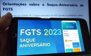 Read more about the article Mudança no saque-aniversário do FGTS fica para 2024, diz ministro