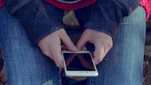 Read more about the article Pisa 2022: uso excessivo de celulares e tablets prejudicou desempenho de alunos avaliados