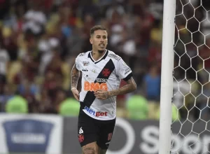 Read more about the article Náutico contrata ex-Vasco