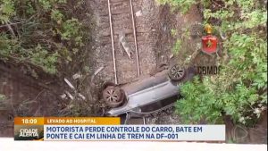 Read more about the article Motorista perde controle, bate carro em ponte e cai em linha de trem na DF-001