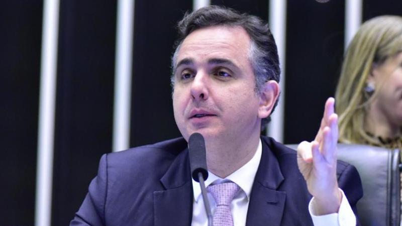 You are currently viewing Congresso deve discutir fim da reeleição e reforma do Imposto de Renda em 2024, diz Pacheco