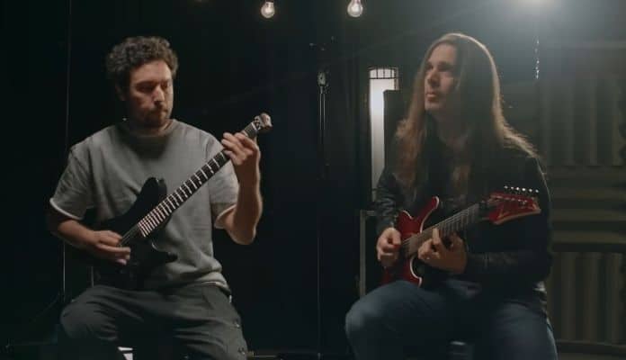 You are currently viewing Monstros: parceria entre Kiko Loureiro e o australiano Plini entra em lista de mais ouvidas do Rock