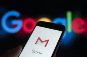 Read more about the article Adeus, caixa de entrada cheia: novo atalho do Gmail apaga e-mails inúteis