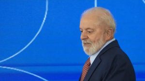 Read more about the article Lula sanciona Orçamento de 2024 com salário mínimo de R$ 1.412 e fundo eleitoral de R$ 4,9 bilhões