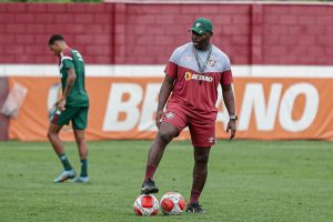 Read more about the article Veja imagens do treino do Fluminense nesta terça no CT Carlos Castilho