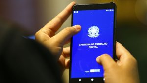 Read more about the article Quase 80% dos salários reajustados em convenções coletivas em 2023 tiveram aumento acima da inflação