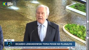 Read more about the article Ricardo Lewsandoski toma posse como ministro da Justiça