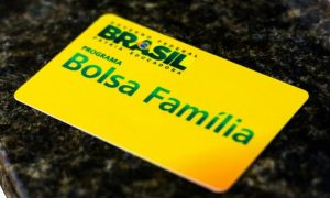 Read more about the article Entenda as soluções para problemas com a senha do cartão Bolsa Família