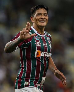 Read more about the article Feliz por mais uma decisão pelo Fluminense, Cano afirma: “No Maracanã me sinto em casa”