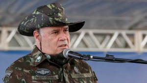 Read more about the article Ex-comandante do Exército diz que minuta apresentada por Bolsonaro era igual à encontrada com Torres